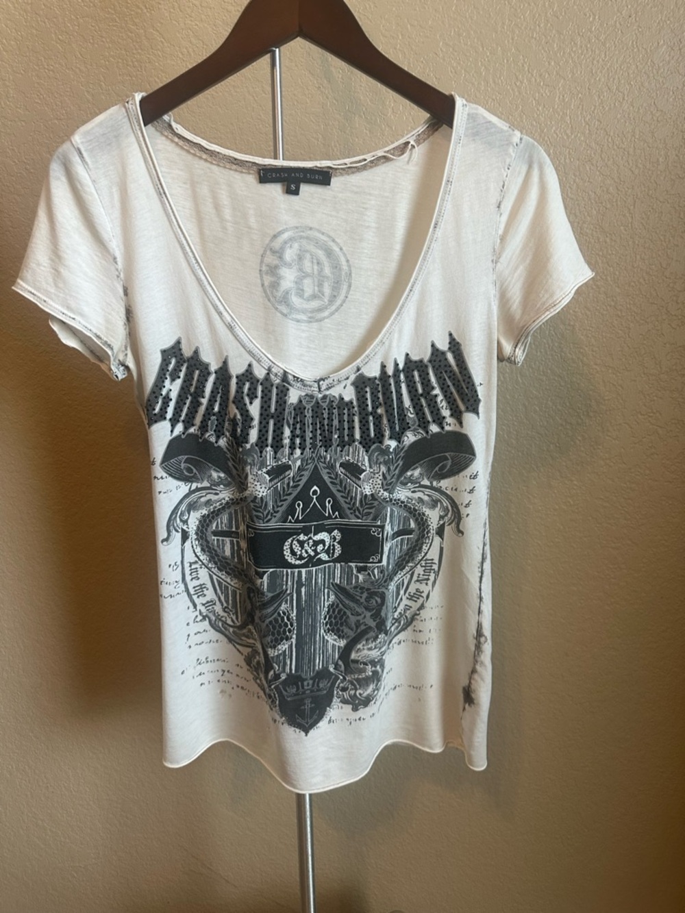 Crash & Burn White Graphic V-Neck Tee with Rhinestones